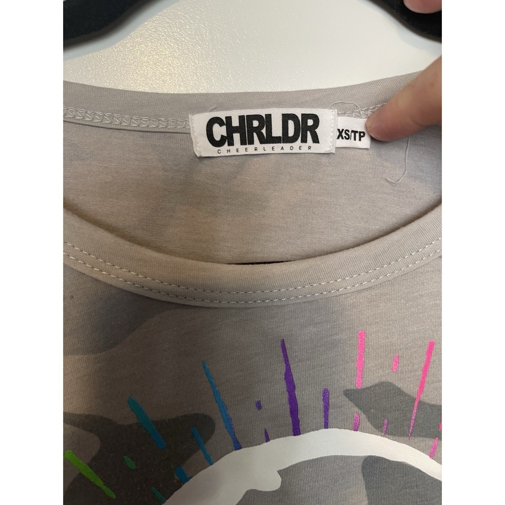 CHRLDR Grey Camo T Shirt with White Skull and Rainbow‎ Blast size XS - Picture 3 of 6